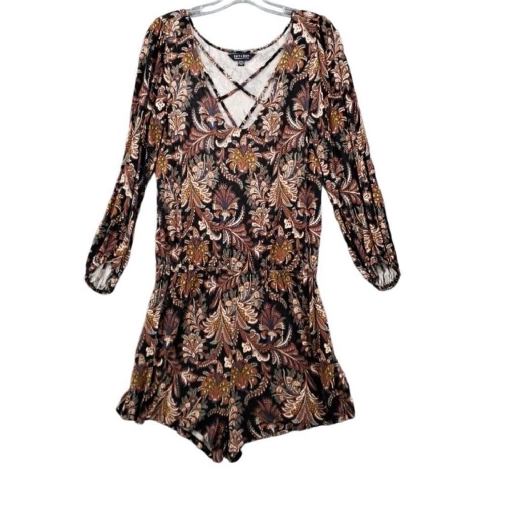 American Eagle Soft & Sexy Womens Size XS Floral Paisley Long Sleeve Romper